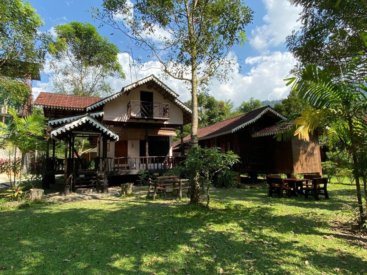 Rustic Chalet - Dahlia N Mawar At Sedim Vista Кулім Екстер'єр фото