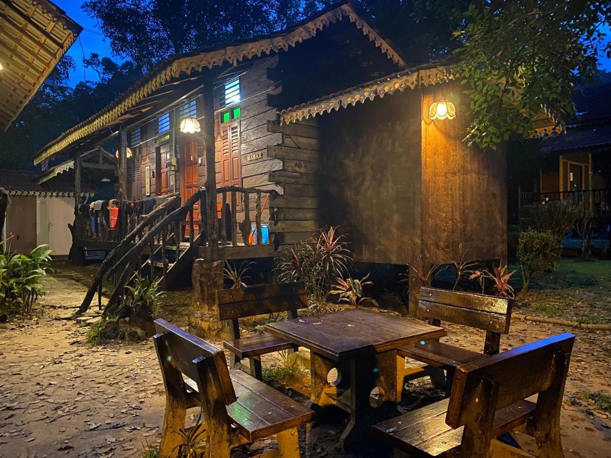 Rustic Chalet - Dahlia N Mawar At Sedim Vista Кулім Екстер'єр фото